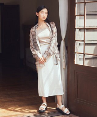 earth music&ecology ＯＲｉｅｎｔａｌ　ＴＲａｆｆｉｃ　パデットサンダル White