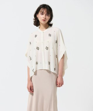 GRACE CONTINENTAL チェリーポンチョブラウス ホワイト