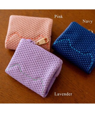 tsumori chisato CARRY エンボスメッシュ 2つ折り財布 スリムタイプ 猫ステッチ ラベンダー