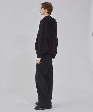 WEGO 【ユニセックス着用ITEM】バルーンクロップドプルパーカー ブラック