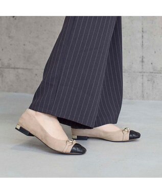 MODE ET JACOMO <MODE ET JACOMO>スクエアビットフラットパンプス ベージュコンビ