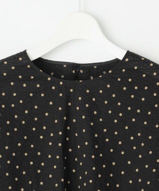 自由区 L 【17号サイズまで展開・WEB限定】コットンサッカープリント ブラウス ブラック×ブラウン