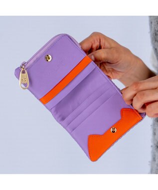 tsumori chisato CARRY エンボスメッシュ 2つ折り財布 スリムタイプ 猫ステッチ ラベンダー