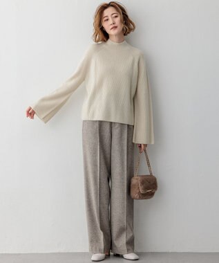 23区 【洗える】ラメウール ハイネック ニット アイボリー系