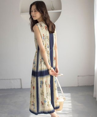 組曲 L スカーフパネルプリント ワンピース アイボリー系5