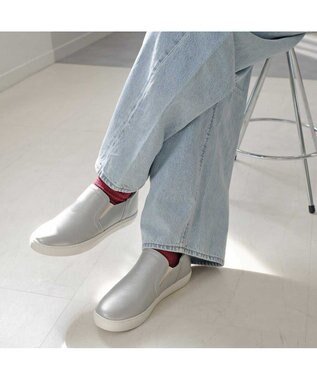 Pointer 本革スライドオンスリッポン シルバー