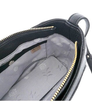 IBIZA ボンダード　牛革　ショルダーバッグ 黒