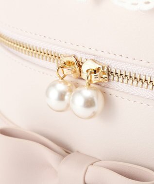 Maison de FLEUR ローズブーケキューブショルダーバッグ Ivory