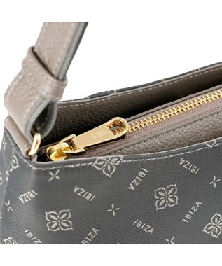 IBIZA モノグラムナイロン　ショルダーバッグ ダークグレー