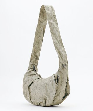 Y'SACCS 迷彩ジャカードシャーリングショルダーバッグ グレージュ