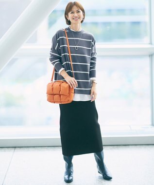 自由区 L 【WEB限定カラーあり】レーヨンストレッチ ニットT チャコール×オフ(ボーダー)