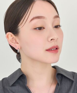 Phoebe 【金属アレルギー対応】メタルオーバルグレースピアス　シルバー/サージカルステンレス シルバー