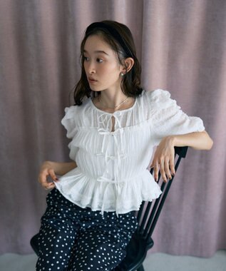 earth music&ecology レースティアードシャーリングブラウス Off White