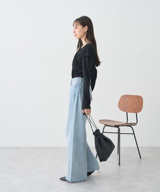 earth music&ecology 【セルフカット可】ワイドデニムパンツ Light Indigo