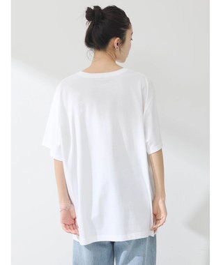 earth music&ecology アソートロゴプリントＴ Off White