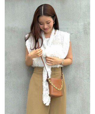 Green Parks ボウタイ付きフェザーノースリーブプルオーバー Off White