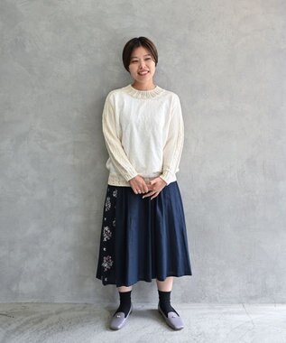 muuc 〈ドライタッチ高品質インド超長綿〉イラカ刺繍コットンプルオーバー オフホワイト