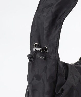 Y'SACCS 迷彩ジャカードシャーリングショルダーバッグ ブラック