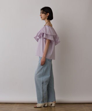 GRACE CONTINENTAL フリルオフショルトップ ラベンダー