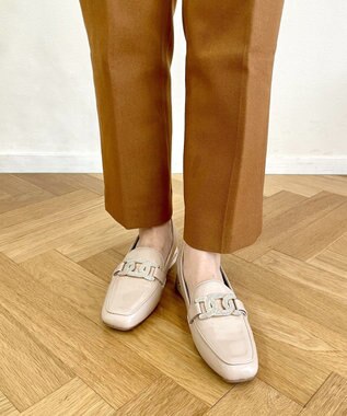 Bridget Birkin 【Bridget Birkin】パールヒールビジューバックルローファー