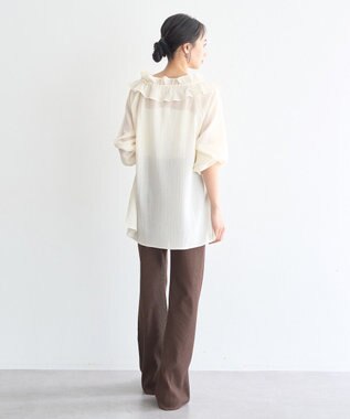 earth music&ecology フリルブラウス Ivory
