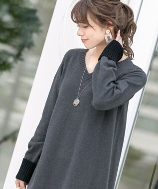 Tiaclasse L 【洗える】幅広く活躍が期待できるVネックリブニットチュニック チャコール×ブラック