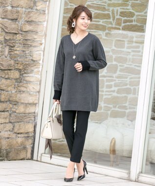 Tiaclasse L 【洗える】幅広く活躍が期待できるVネックリブニットチュニック チャコール×ブラック