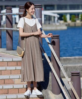 Tiaclasse 【2点セット・洗える】変形プリーツキャミワンピース＆Tシャツ モカ