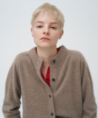 ATON ROYAL CASHMERE FUR | クルーネックカーディガン TOP BEIGE