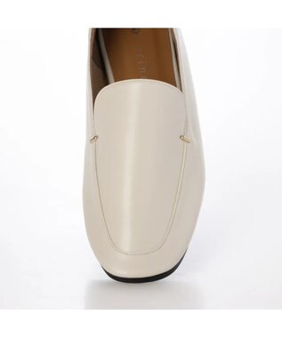 MODE ET JACOMO <carino>スクエアトゥフラットシューズ アイボリー