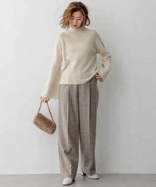 23区 【洗える】ラメウール ハイネック ニット アイボリー系