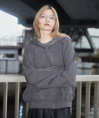 WEGO 【ユニセックス着用ITEM】ダメージアップリケレイヤードZIPパーカー スミクロ