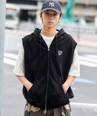 WEGO 【ユニセックス着用ITEM/MLサイズ展開】ワンポイントノースリジップパーカー ブラック