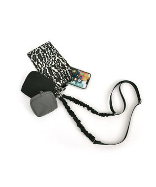 UNBILLION cachecache バンジーコードナイロンスマホショルダー レオブラック