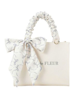 Maison de FLEUR スカーフ付きギャザーハンドル２Ｗａｙバッグ Gray