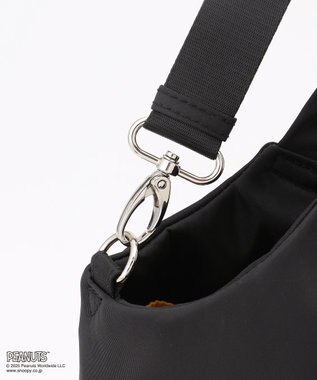 Y'SACCS SNOOPYデザイン サイドギャザー2wayトート　Mサイズ(スケートボード） ブラック