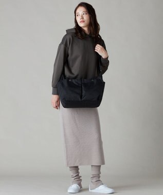 Y'SACCS ダブルホックポケットショルダー　Mサイズ ブラック