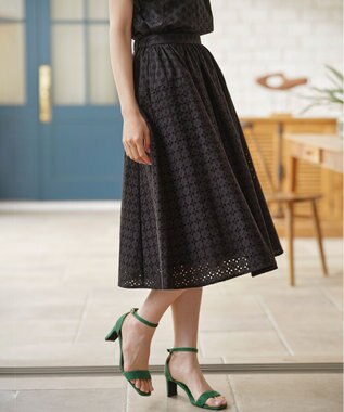 組曲 S 【WEB限定】エンブロイダリーレース フレアスカート ブラック系