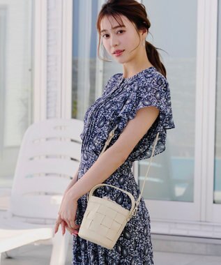 Tiaclasse  【ストラップ付き】編みこみミニバゲットバッグ アイボリー