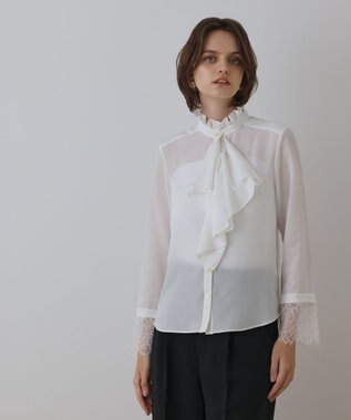 GRACE CONTINENTAL ラッフルブラウス ホワイト