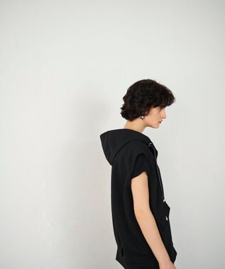 GRACE CONTINENTAL フードノースリーブ トップ ブラック