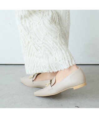 MODE ET JACOMO <carino>【レイン対応】バックルローファー ベージュ