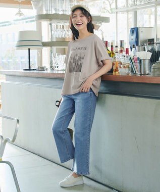 Tiaclasse L 【おのののかさん着用】「サマケア」グラフィックプリントTシャツ グレージュ