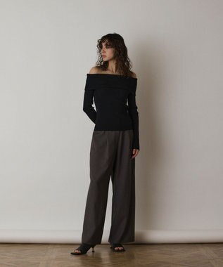 GRACE CONTINENTAL オフショルリブニットトップ ブラック