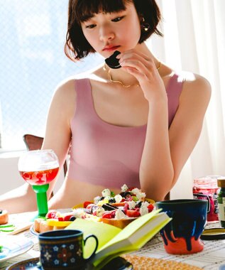 WACOAL 【GOCOCi ゴコチ】 ノンワイヤーブラ ハーフトップ まるでつけていないような着ごこち ムレにくい フラット仕上げ ホックなし CGG510 /ワコール ストロベリー