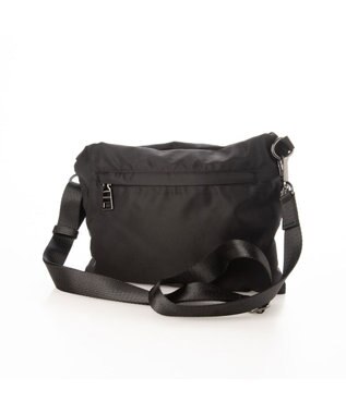 Y'SACCS 【Y’SACCS vous et】ポーチ付き4WAYリュック ブラック