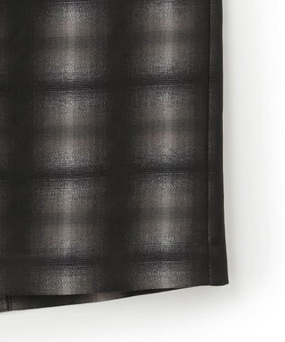 ICB 【洗える】シャイニーオンブレーチェック ストレートスカート ブラック系