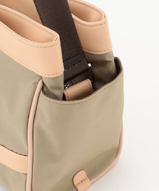 Y'SACCS トラベル ホライズンショルダー ベージュ