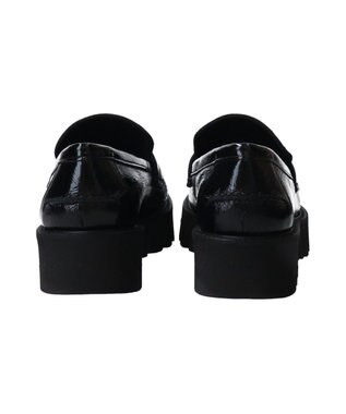 INTER-CHAUSSURES 【PASCUCCI】エクストラライトソールローファー ブラックエナメル