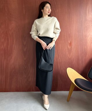 UNFILO ウールライク Iラインスカート チャコールストライプ